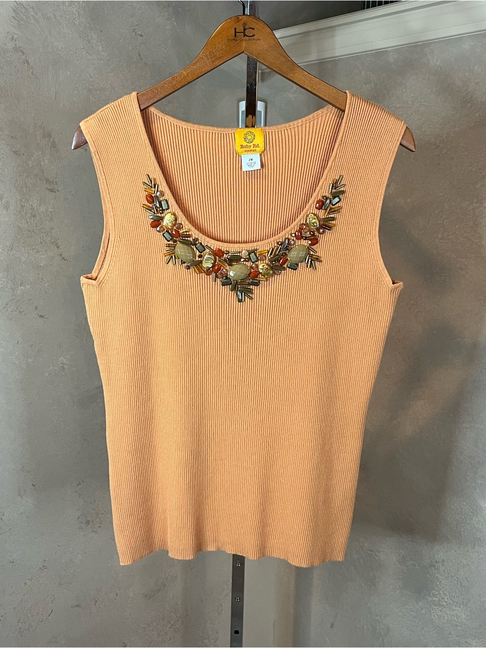 NWOT Ruby Rd. Burnt Orange Scoop Neck Ribbed Tank with Beaded Neckline 2X